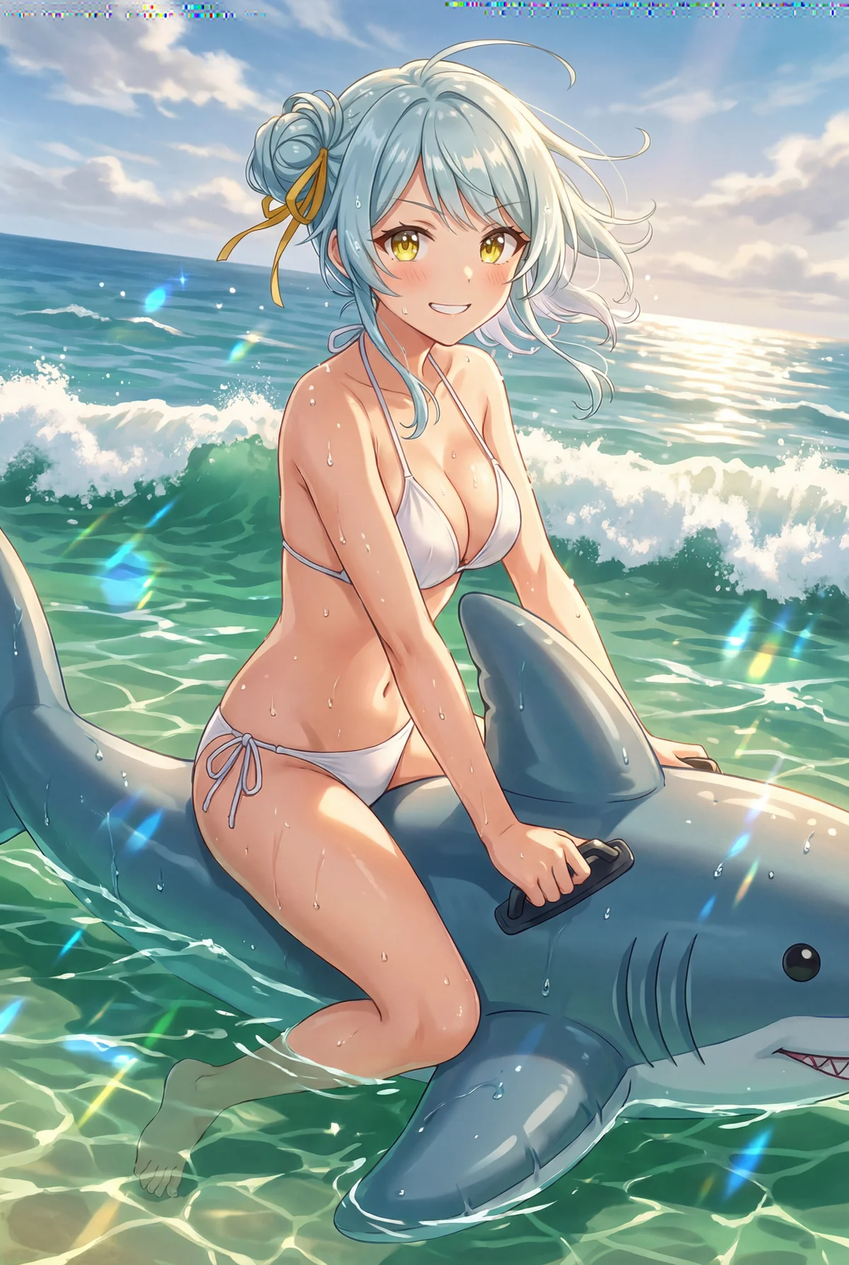 「わたしが恋人になれるわけないじゃん、ムリムリ!」の小柳香穂が、白いビキニ姿で夏の海を満喫中！サメの浮き輪に乗って、キュートな笑顔を向けています。キラキラ輝く波と青空が最高のシチュエーション。