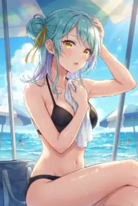 【小柳 香穂】夏のビーチで照れる水着姿